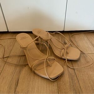 Abercrombie Lace Up Kitten Heel